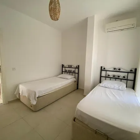 Lale Hotel
