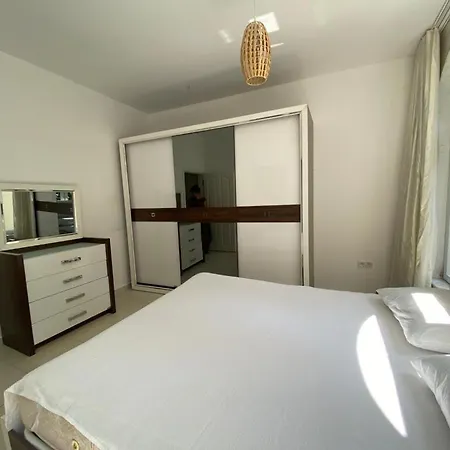 Hotel Lale Side